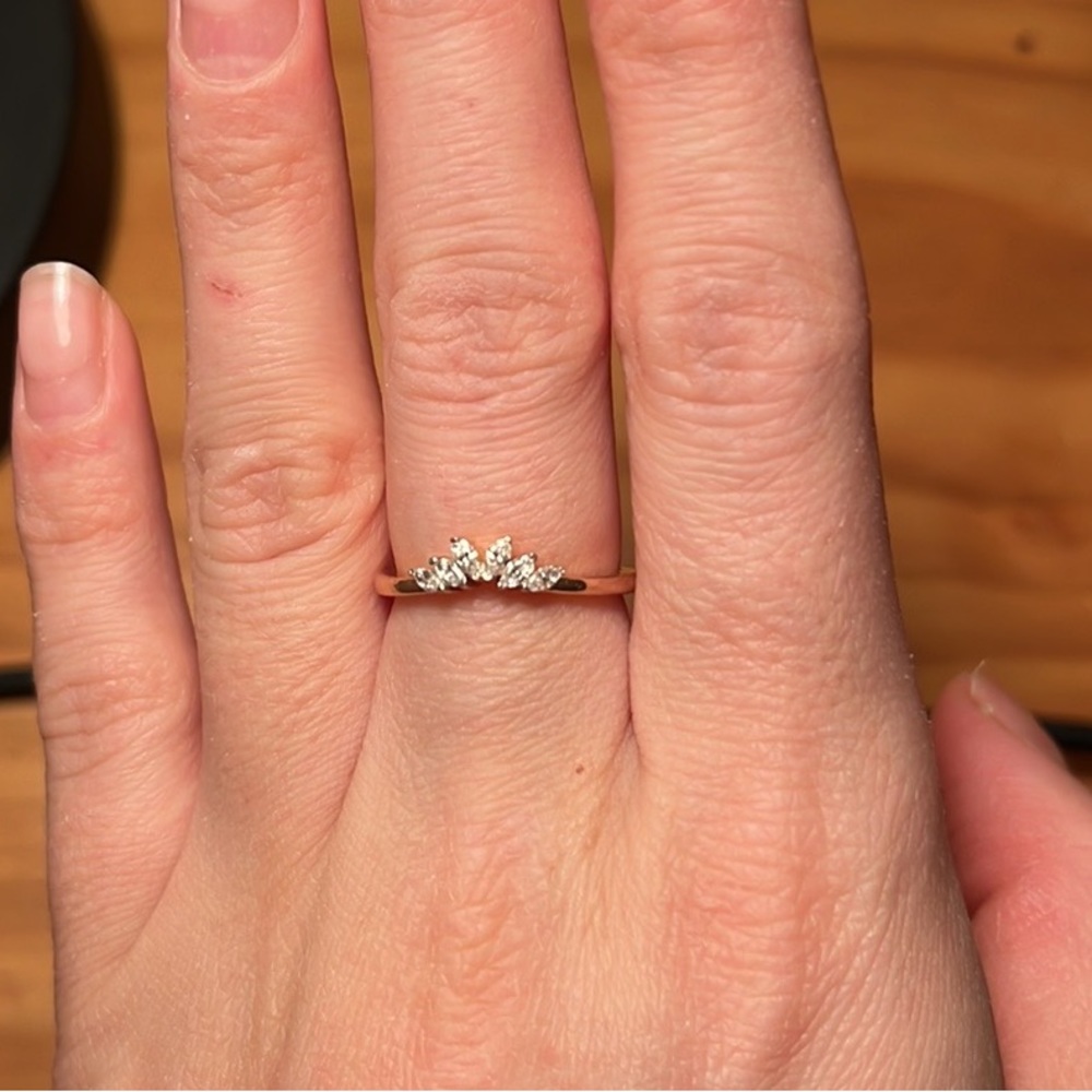 14k rose gold natural diamond ring size 6